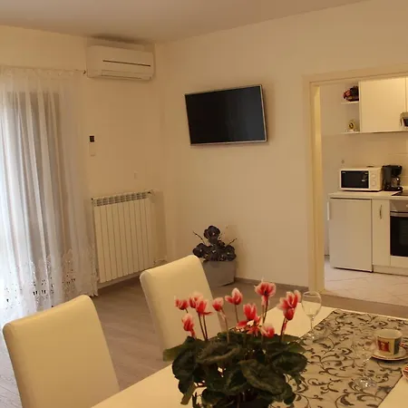 Apartment Ferienhaus In 5 *